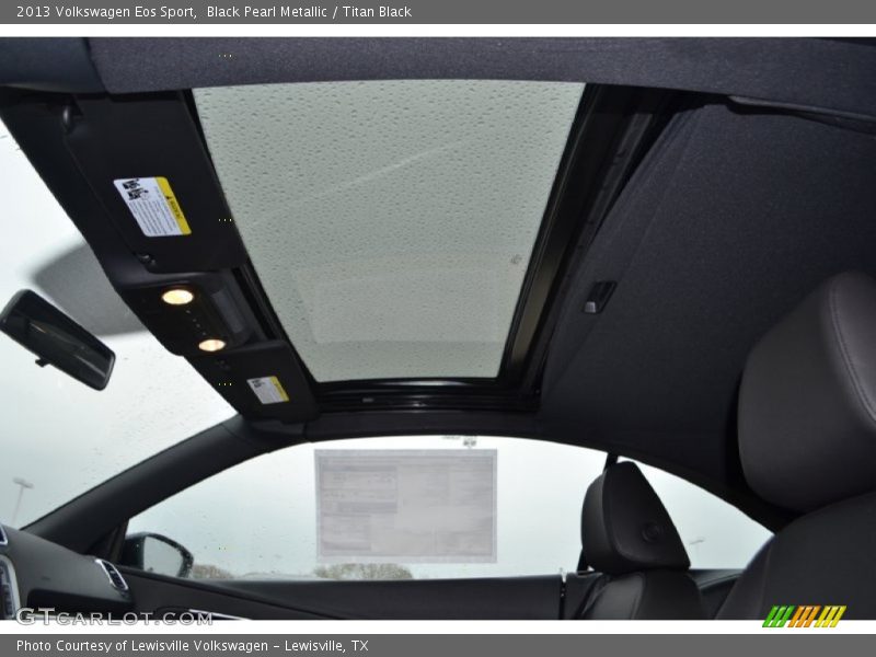 Black Pearl Metallic / Titan Black 2013 Volkswagen Eos Sport