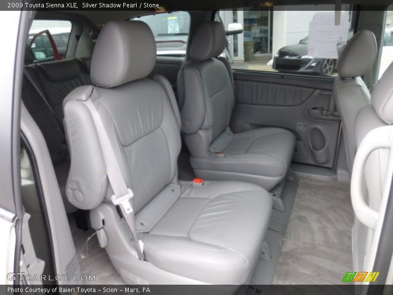 Silver Shadow Pearl / Stone 2009 Toyota Sienna XLE