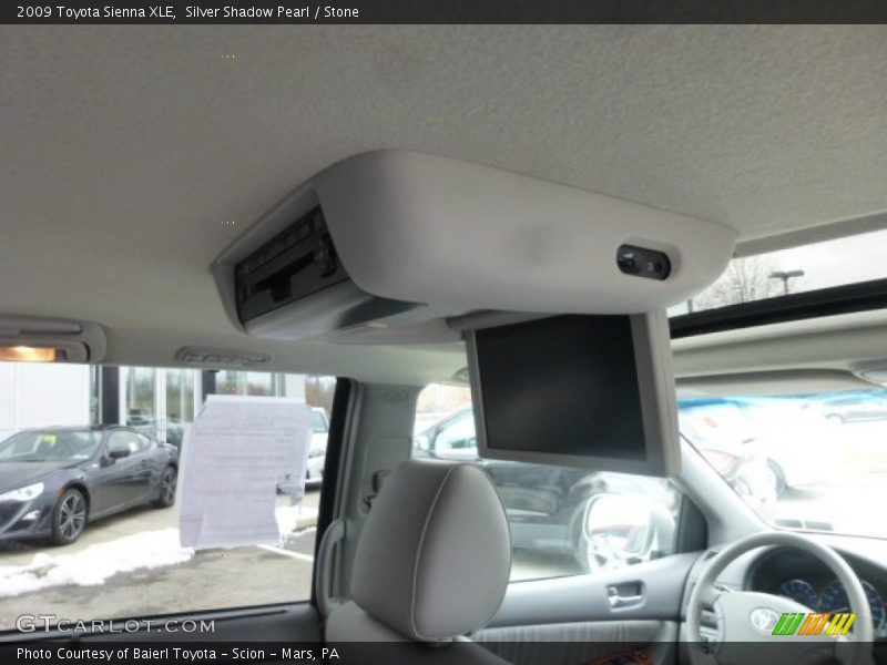 Silver Shadow Pearl / Stone 2009 Toyota Sienna XLE