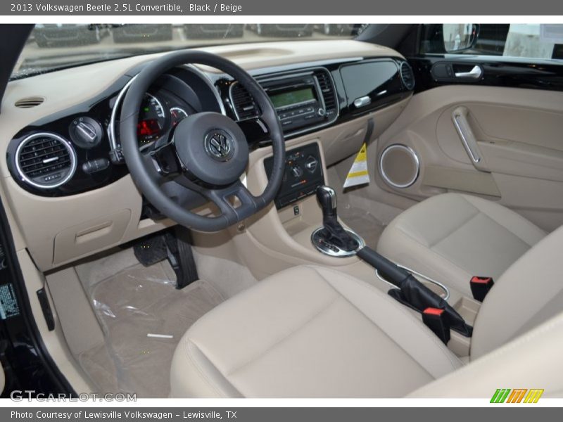  2013 Beetle 2.5L Convertible Beige Interior