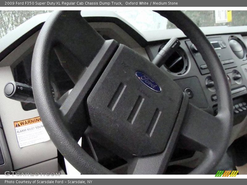 Oxford White / Medium Stone 2009 Ford F350 Super Duty XL Regular Cab Chassis Dump Truck