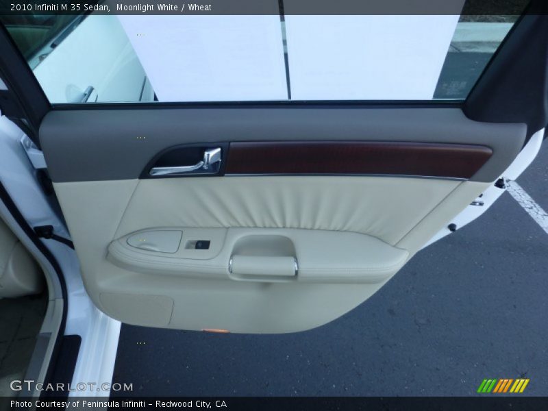 Moonlight White / Wheat 2010 Infiniti M 35 Sedan