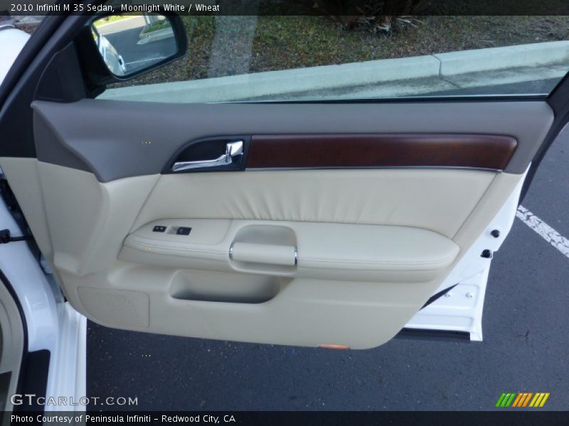 Moonlight White / Wheat 2010 Infiniti M 35 Sedan