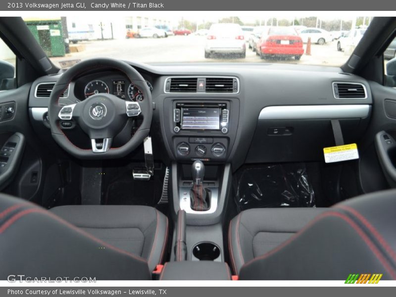 Candy White / Titan Black 2013 Volkswagen Jetta GLI