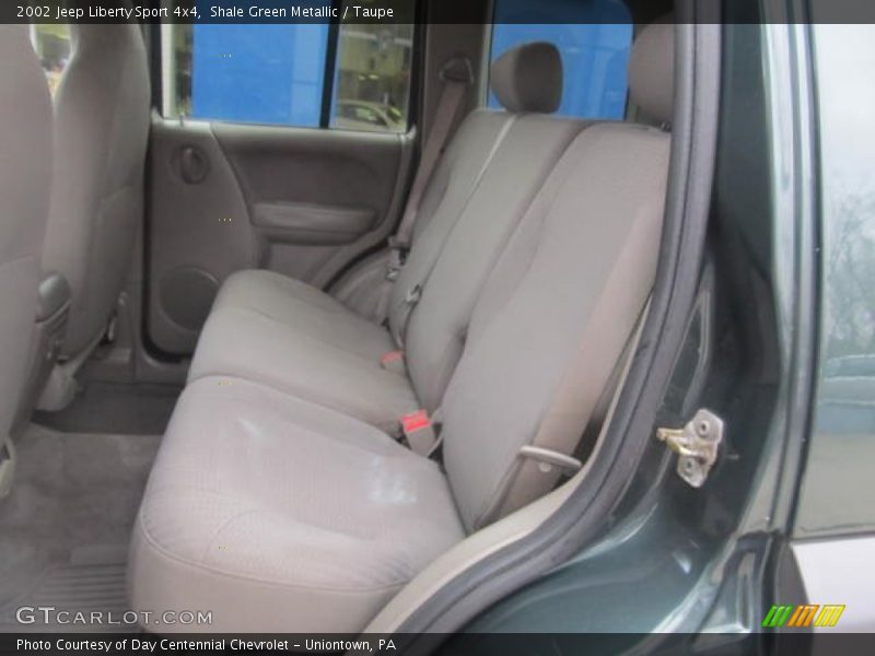 Shale Green Metallic / Taupe 2002 Jeep Liberty Sport 4x4