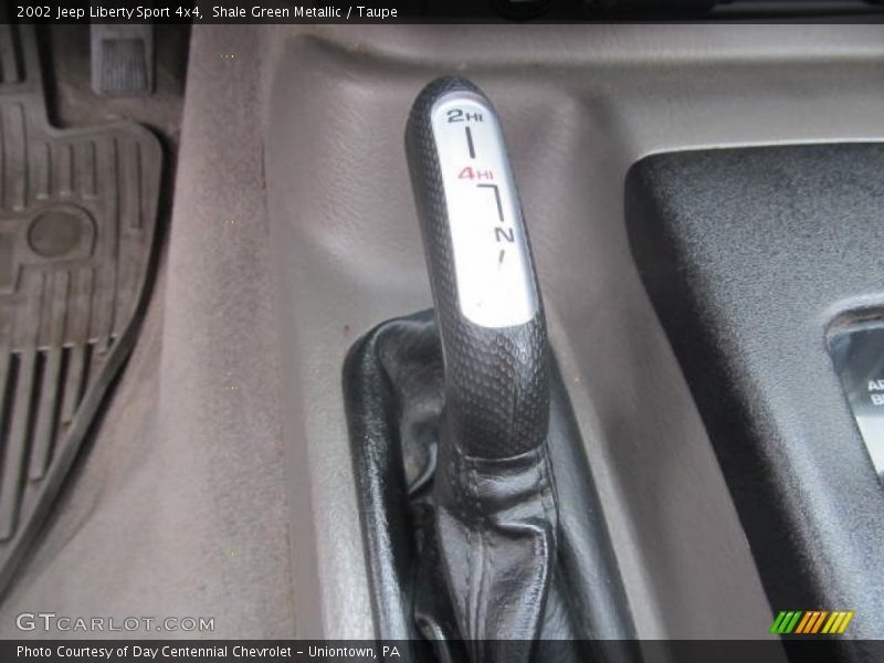 Shale Green Metallic / Taupe 2002 Jeep Liberty Sport 4x4
