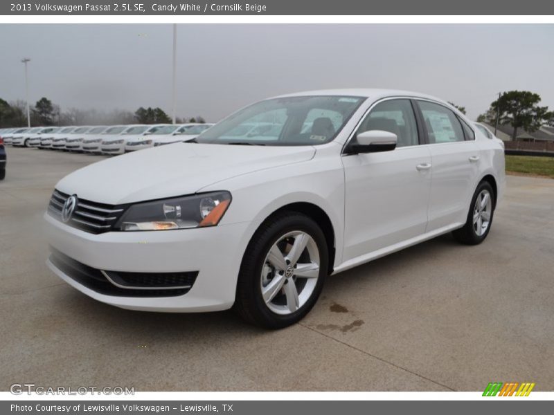 Candy White / Cornsilk Beige 2013 Volkswagen Passat 2.5L SE
