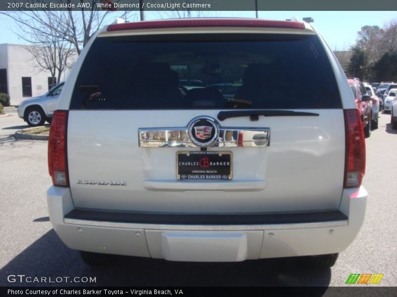 White Diamond / Cocoa/Light Cashmere 2007 Cadillac Escalade AWD