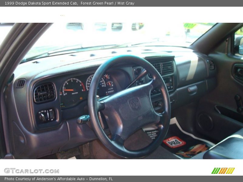 Forest Green Pearl / Mist Gray 1999 Dodge Dakota Sport Extended Cab