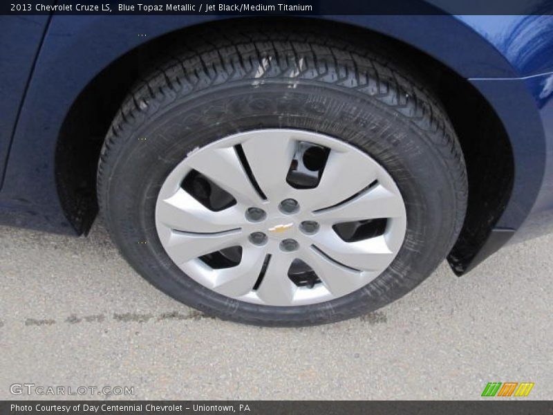 Blue Topaz Metallic / Jet Black/Medium Titanium 2013 Chevrolet Cruze LS