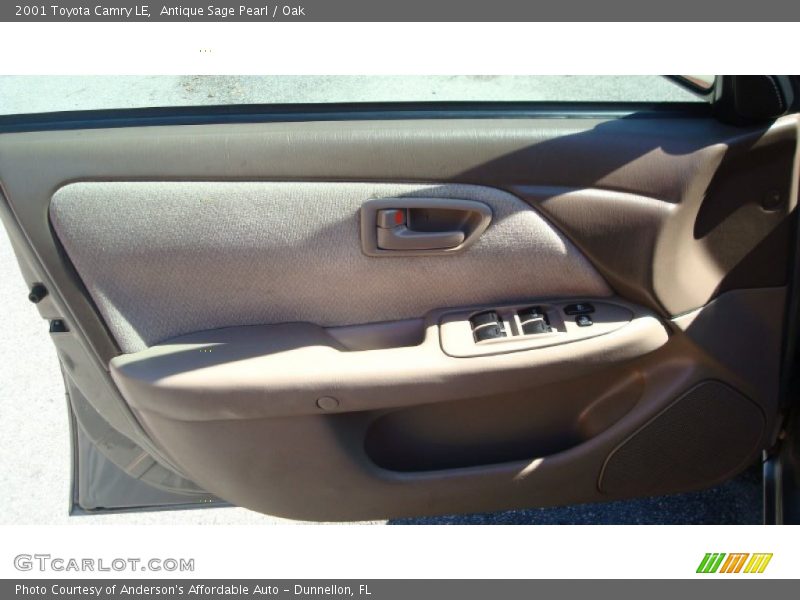 Antique Sage Pearl / Oak 2001 Toyota Camry LE
