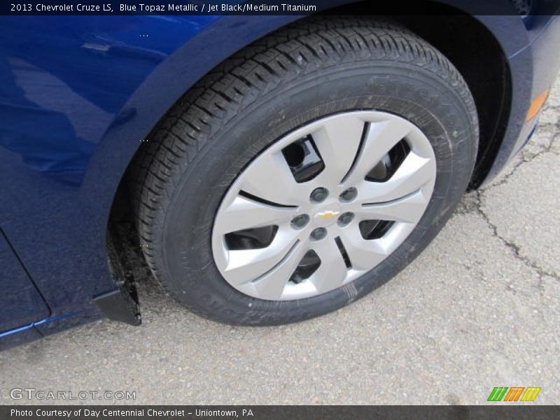 Blue Topaz Metallic / Jet Black/Medium Titanium 2013 Chevrolet Cruze LS
