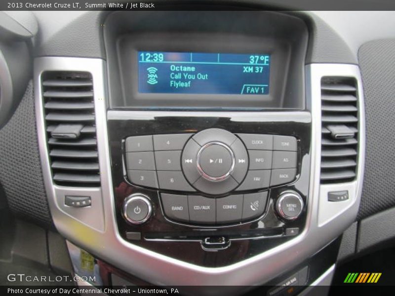 Summit White / Jet Black 2013 Chevrolet Cruze LT