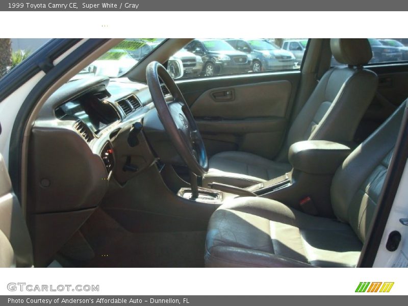 Super White / Gray 1999 Toyota Camry CE