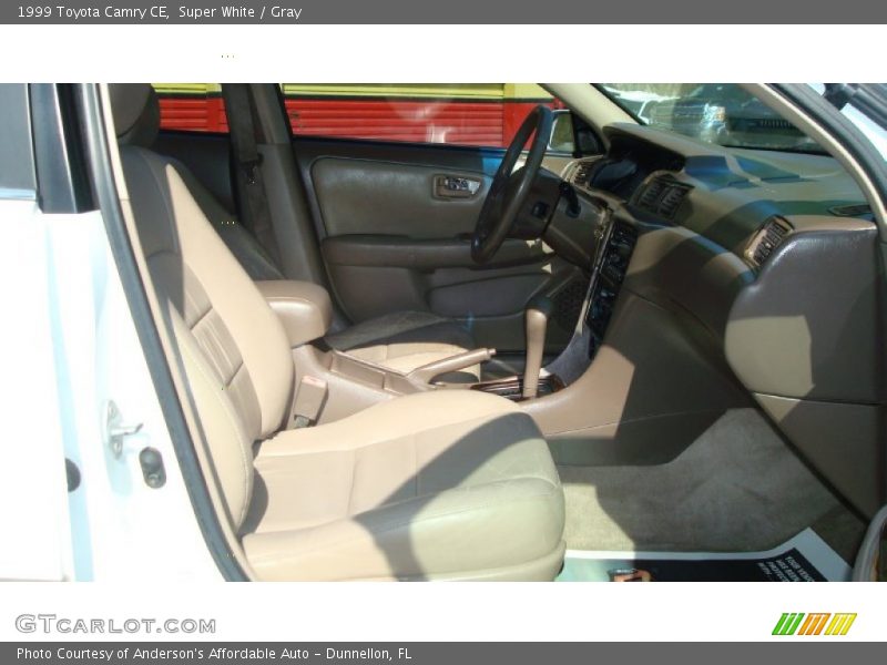Super White / Gray 1999 Toyota Camry CE