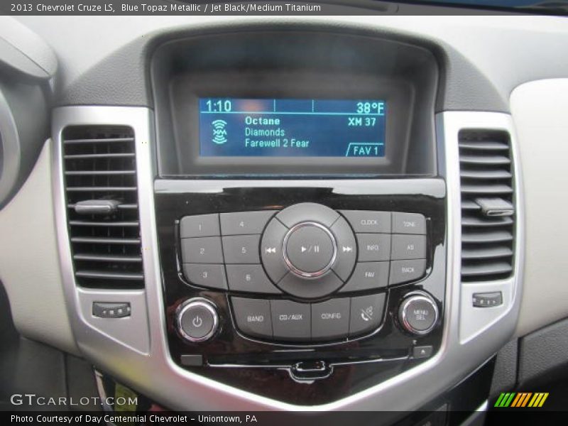 Blue Topaz Metallic / Jet Black/Medium Titanium 2013 Chevrolet Cruze LS