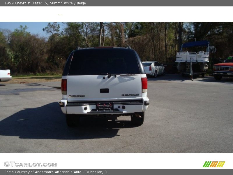 Summit White / Beige 1999 Chevrolet Blazer LS