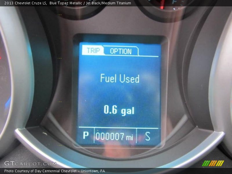Blue Topaz Metallic / Jet Black/Medium Titanium 2013 Chevrolet Cruze LS