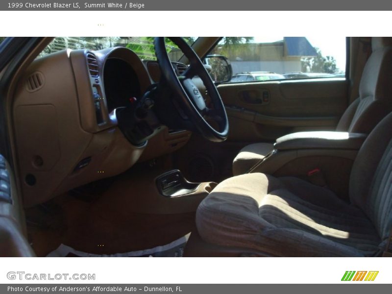 Summit White / Beige 1999 Chevrolet Blazer LS