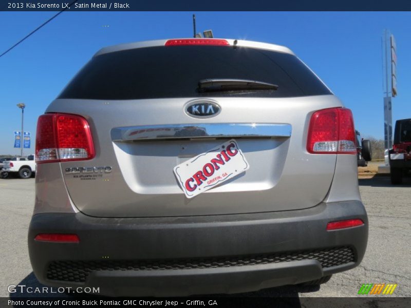 Satin Metal / Black 2013 Kia Sorento LX
