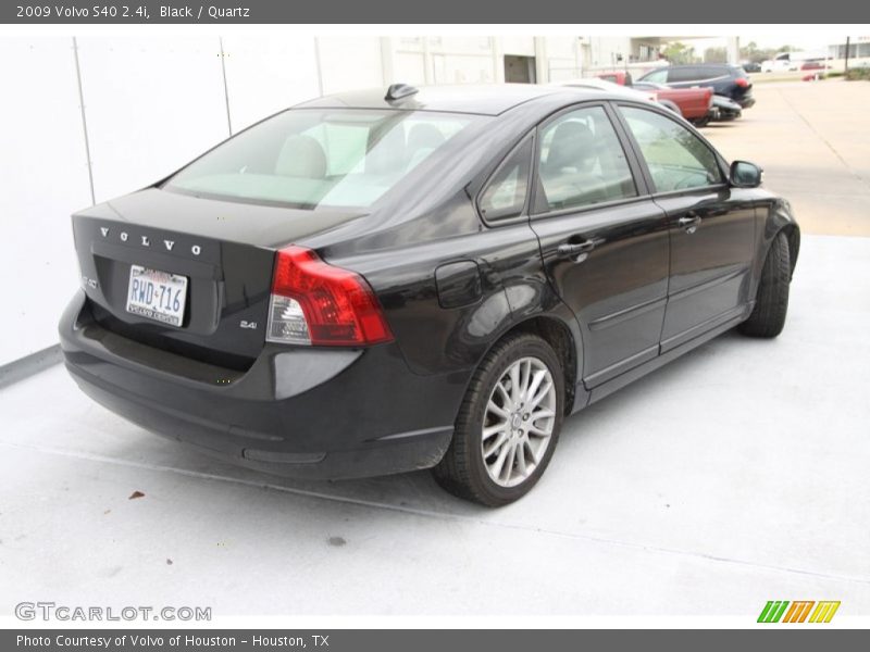 Black / Quartz 2009 Volvo S40 2.4i
