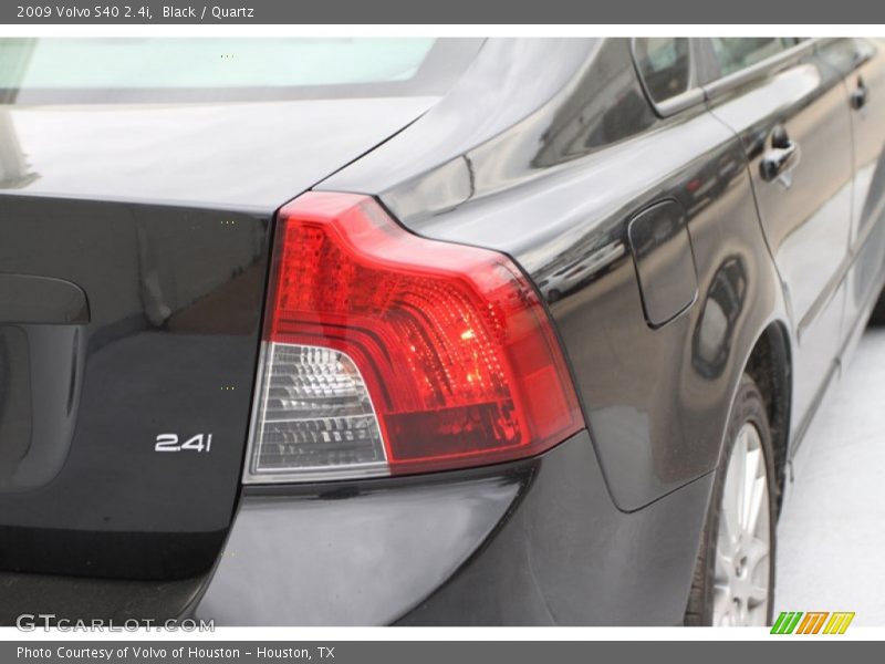 Black / Quartz 2009 Volvo S40 2.4i