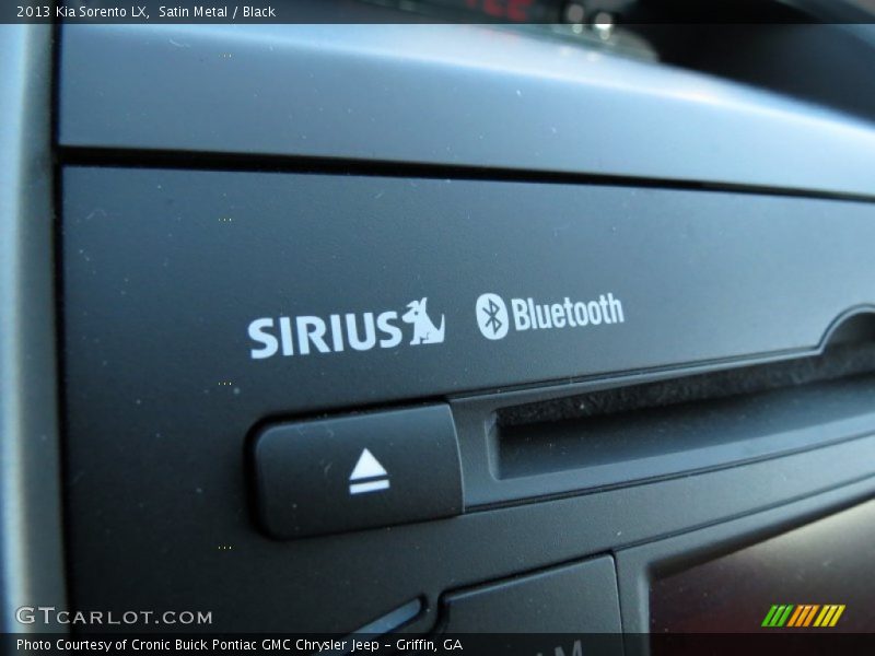 Satin Metal / Black 2013 Kia Sorento LX