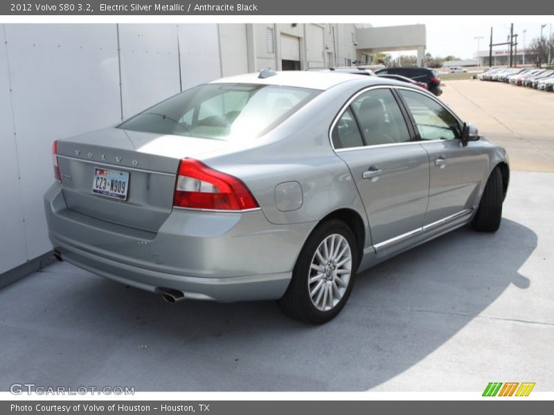 Electric Silver Metallic / Anthracite Black 2012 Volvo S80 3.2