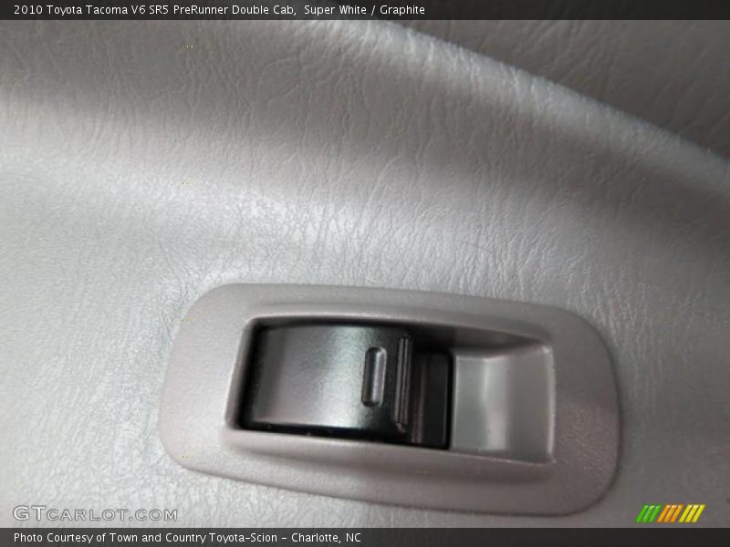 Super White / Graphite 2010 Toyota Tacoma V6 SR5 PreRunner Double Cab