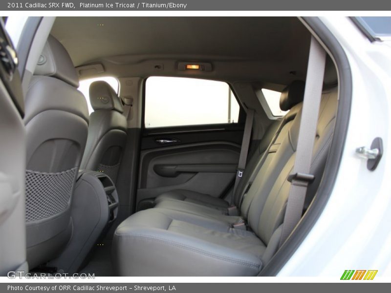 Platinum Ice Tricoat / Titanium/Ebony 2011 Cadillac SRX FWD