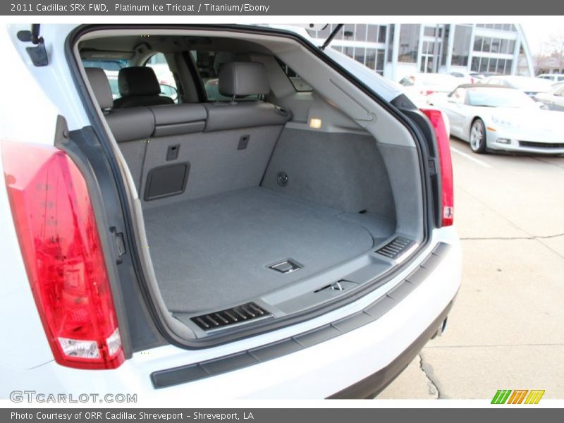 Platinum Ice Tricoat / Titanium/Ebony 2011 Cadillac SRX FWD
