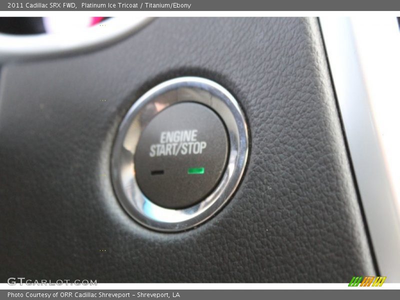 Platinum Ice Tricoat / Titanium/Ebony 2011 Cadillac SRX FWD