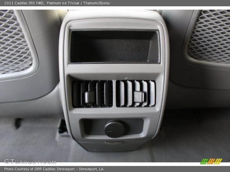 Platinum Ice Tricoat / Titanium/Ebony 2011 Cadillac SRX FWD