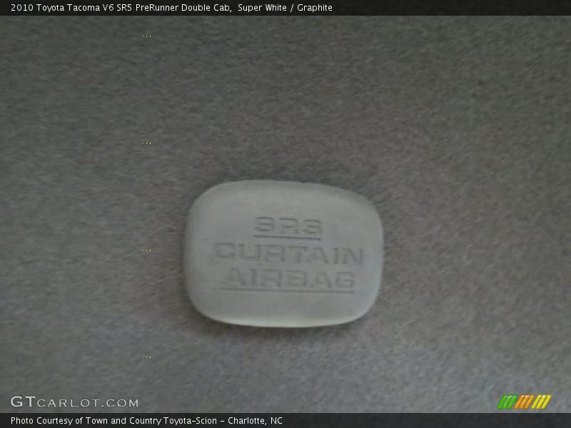 Super White / Graphite 2010 Toyota Tacoma V6 SR5 PreRunner Double Cab
