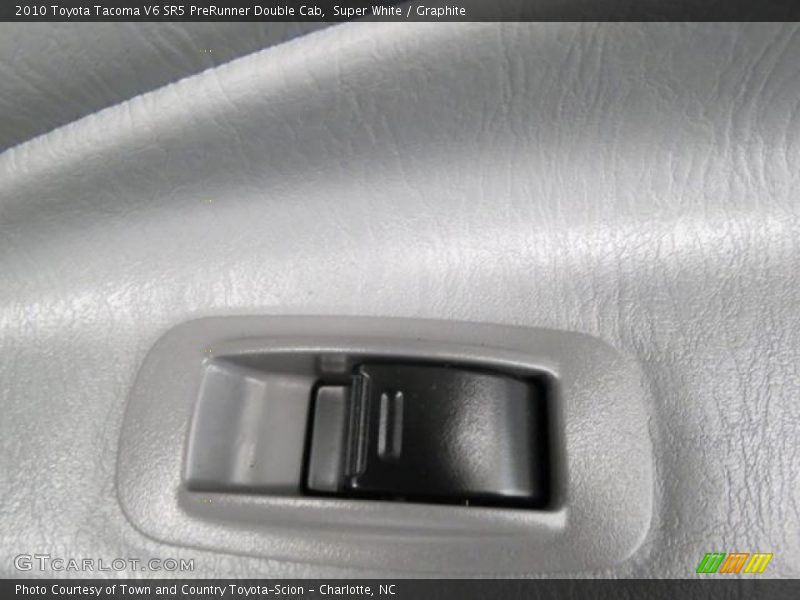 Super White / Graphite 2010 Toyota Tacoma V6 SR5 PreRunner Double Cab