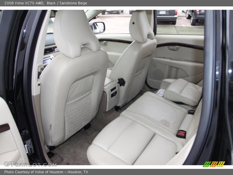 Black / Sandstone Beige 2008 Volvo XC70 AWD