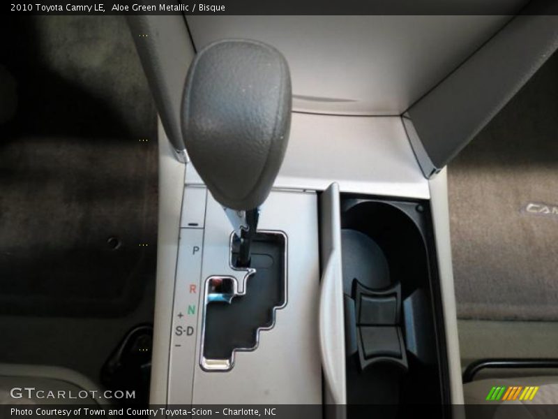Aloe Green Metallic / Bisque 2010 Toyota Camry LE