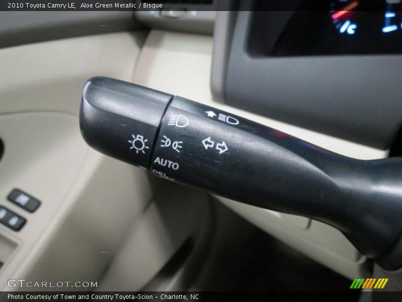 Aloe Green Metallic / Bisque 2010 Toyota Camry LE