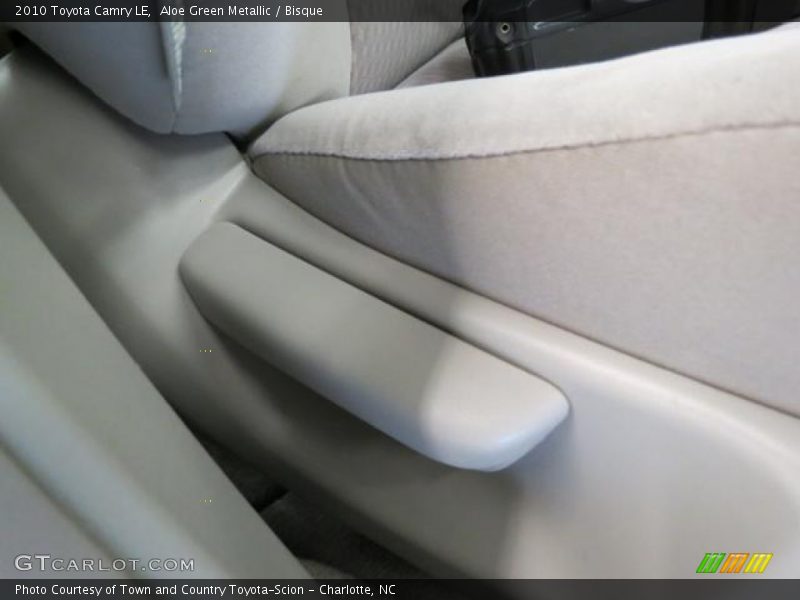 Aloe Green Metallic / Bisque 2010 Toyota Camry LE