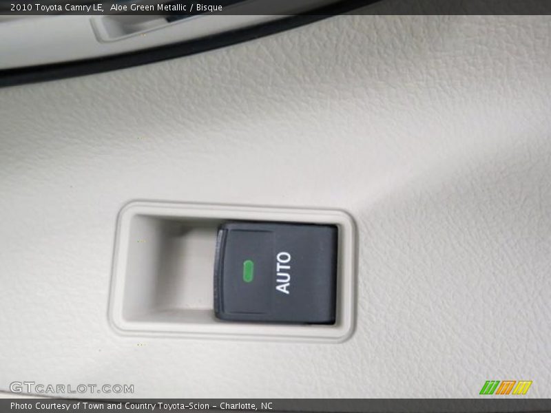 Aloe Green Metallic / Bisque 2010 Toyota Camry LE