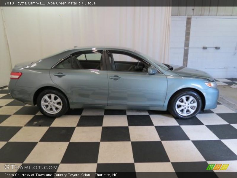 Aloe Green Metallic / Bisque 2010 Toyota Camry LE