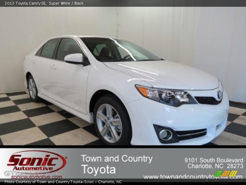 Super White / Black 2013 Toyota Camry SE