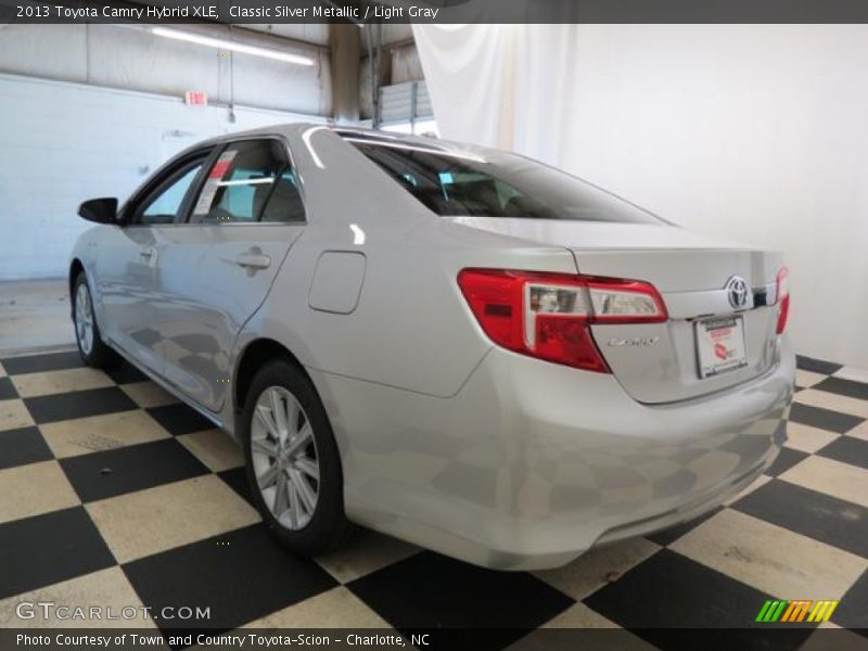 Classic Silver Metallic / Light Gray 2013 Toyota Camry Hybrid XLE