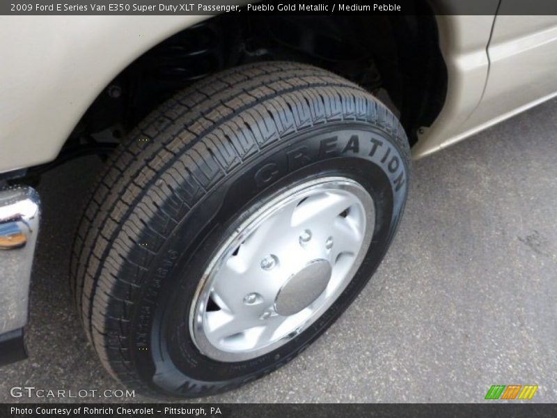 Pueblo Gold Metallic / Medium Pebble 2009 Ford E Series Van E350 Super Duty XLT Passenger