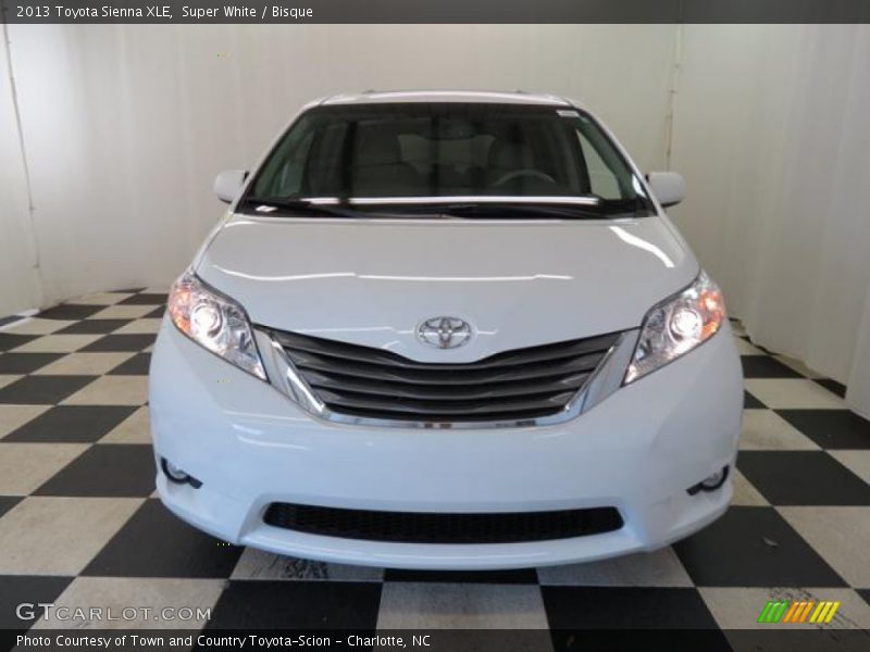 Super White / Bisque 2013 Toyota Sienna XLE