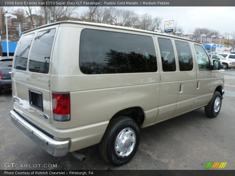 Pueblo Gold Metallic / Medium Pebble 2009 Ford E Series Van E350 Super Duty XLT Passenger