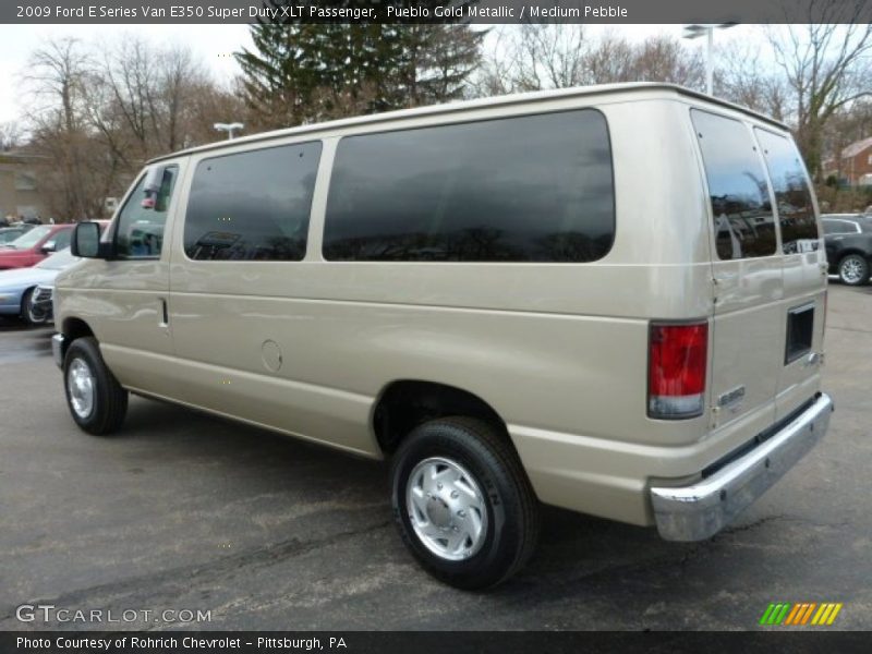 Pueblo Gold Metallic / Medium Pebble 2009 Ford E Series Van E350 Super Duty XLT Passenger