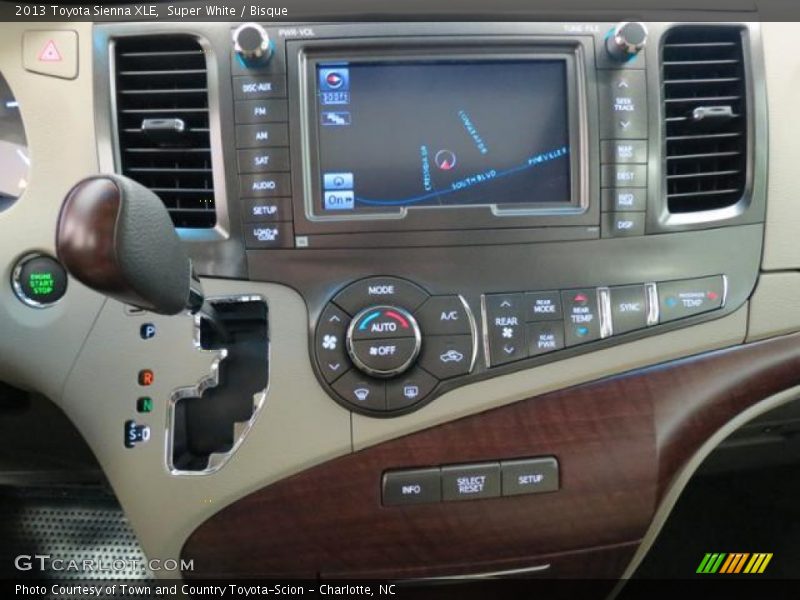 Super White / Bisque 2013 Toyota Sienna XLE