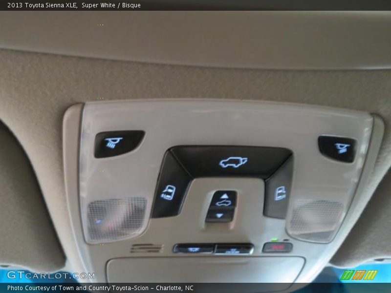 Super White / Bisque 2013 Toyota Sienna XLE