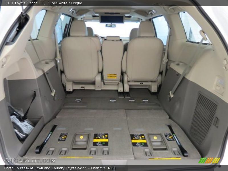 Super White / Bisque 2013 Toyota Sienna XLE
